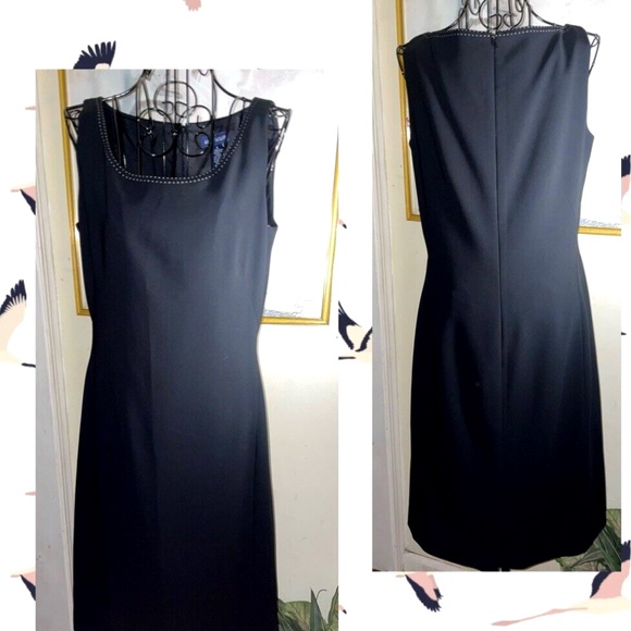 ANN TAYLOR "LITTLE BLACK DRESS"~SHEATH~WHITE TOPSTITCHING~SLEEVELESS~6 - Picture 1 of 6